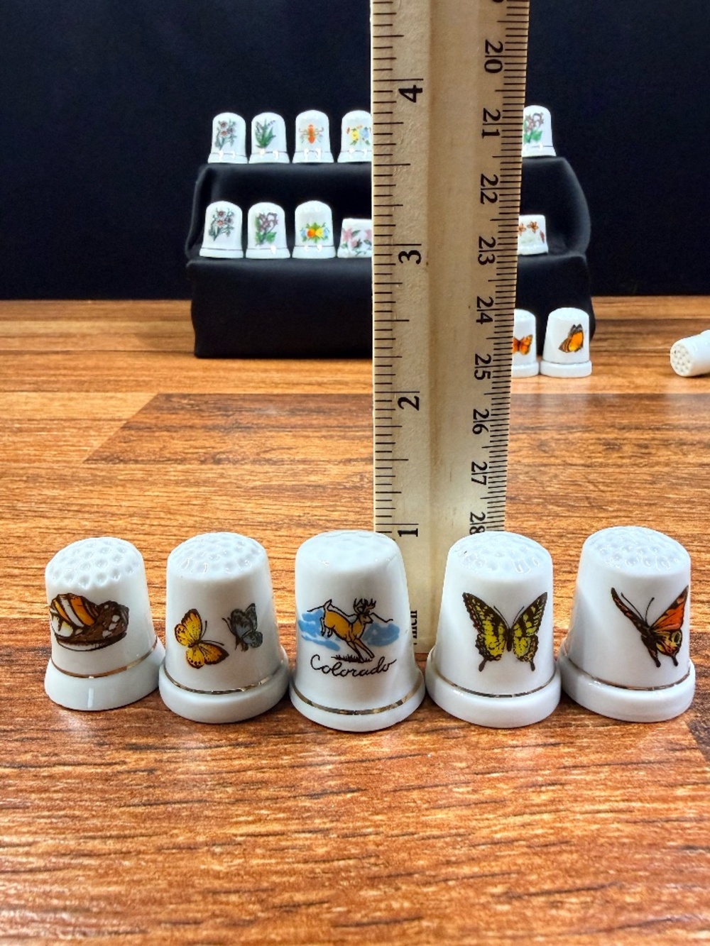 Vintage Thimbles Lot (25) - Picture 2 of 14